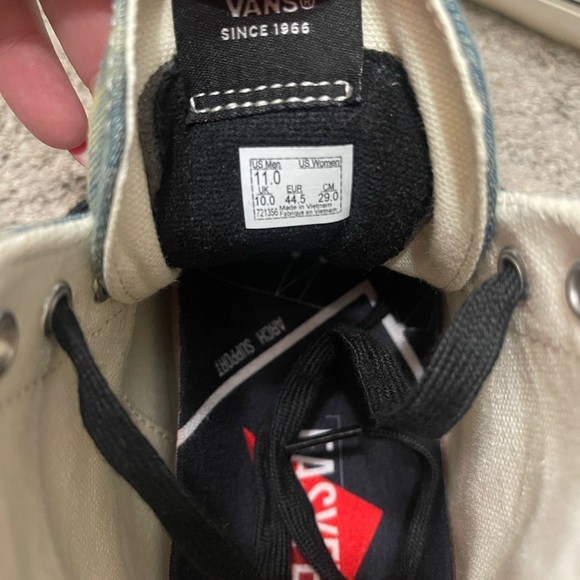 NWOT Vans High-Top Sneakers in Blue Acid Wash with Skull - Picture 6 of 6